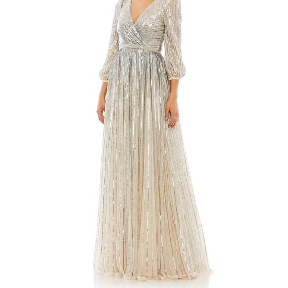 (84) ❤️ BNWT MAC DUGGAL SEQUINED WRAP OVER 3/4 SLEEVE GOWN #5509 - Picture 7 of 12